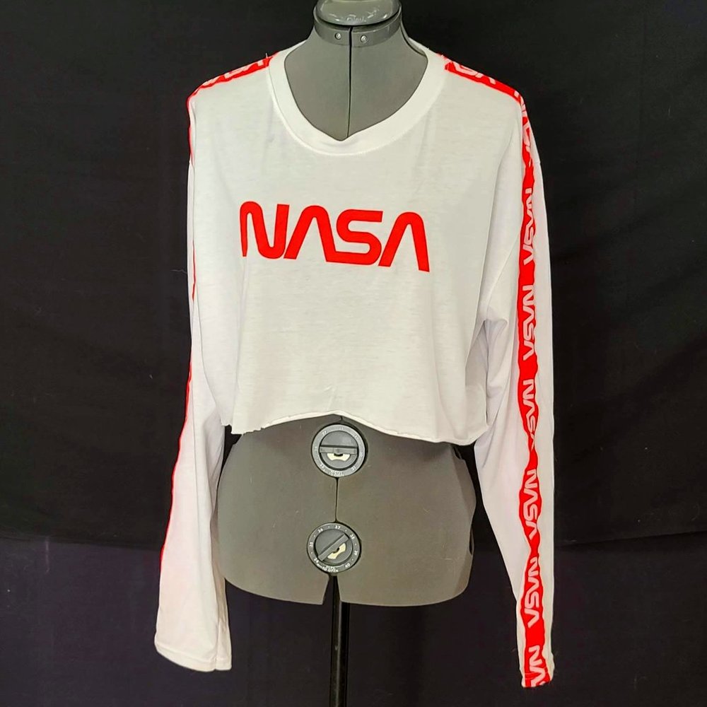 NASA Super long Sleeve Crop